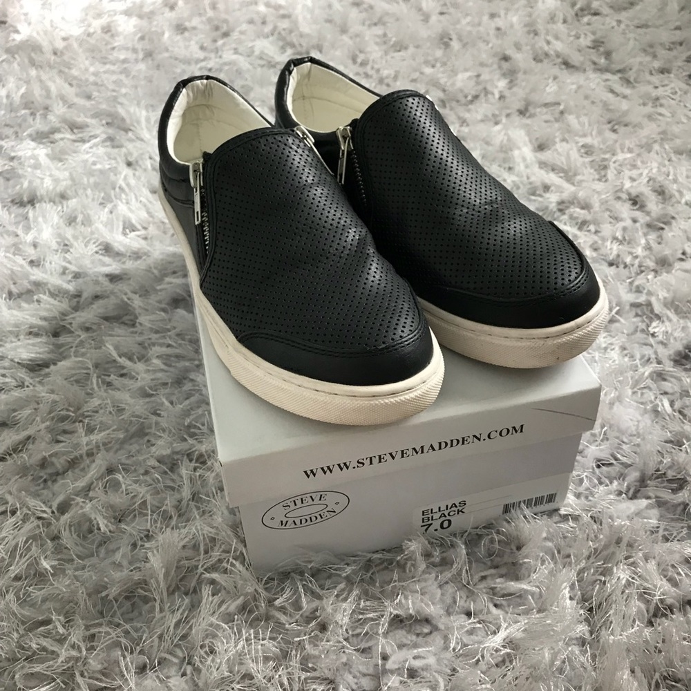 Steve Madden Ellias size 7